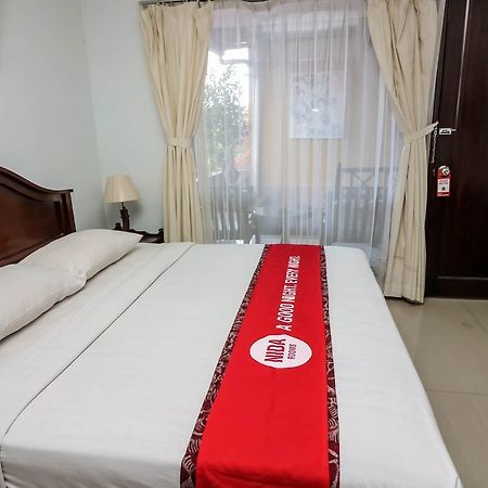 Legian Beach Hotel Kuta  Bagian luar foto
