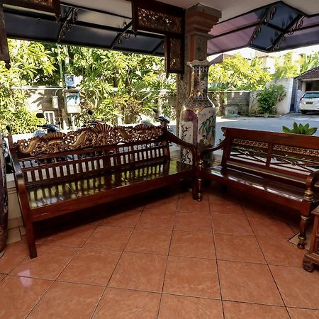 Legian Beach Hotel Kuta  Bagian luar foto