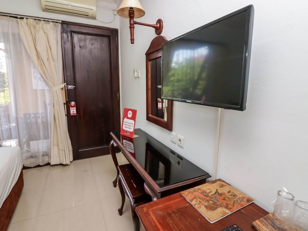 Legian Beach Hotel Kuta  Bagian luar foto