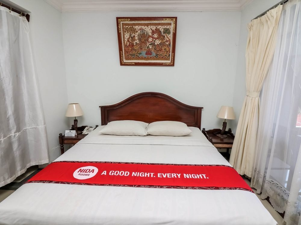 Legian Beach Hotel Kuta  Bagian luar foto