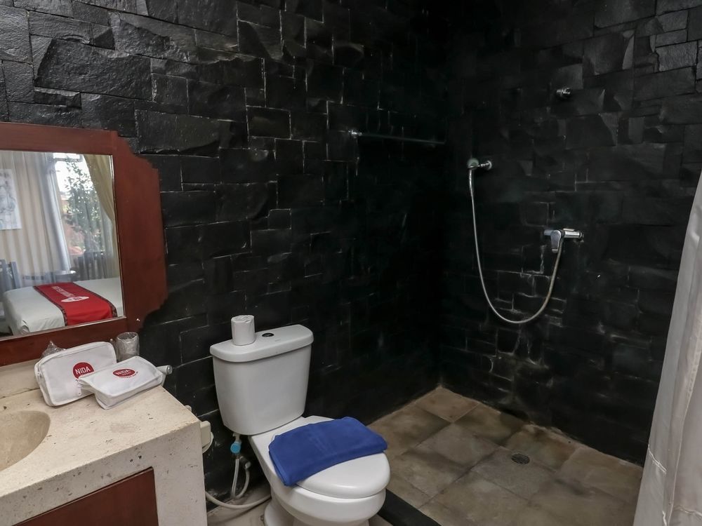 Legian Beach Hotel Kuta  Bagian luar foto
